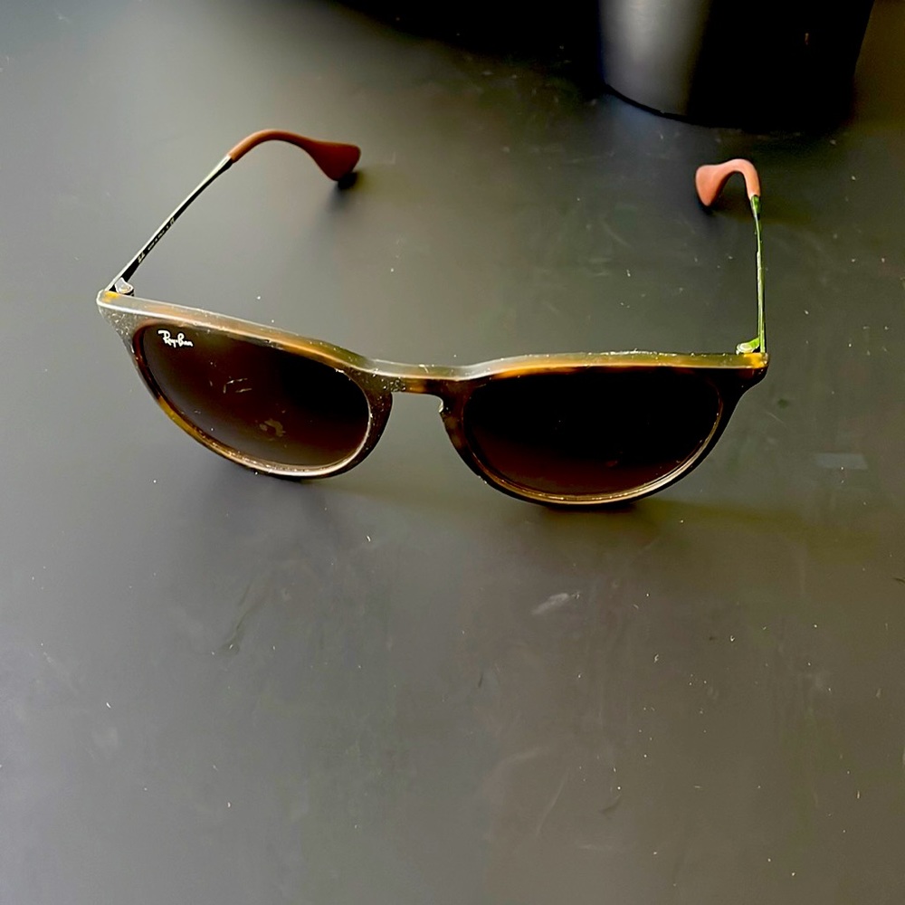 Brown Ray Bans